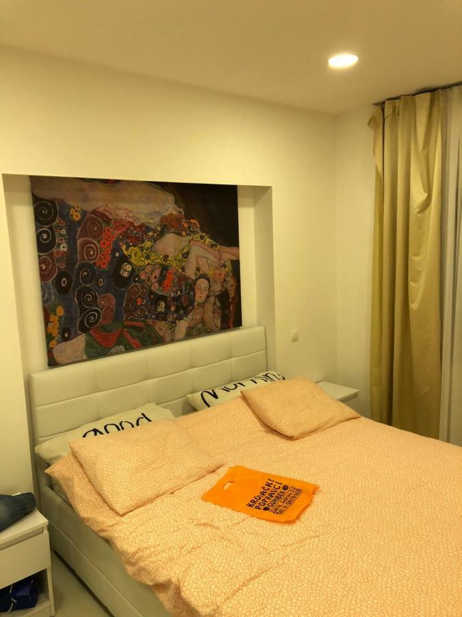 Valerija Appartement Zagreb Buitenkant foto