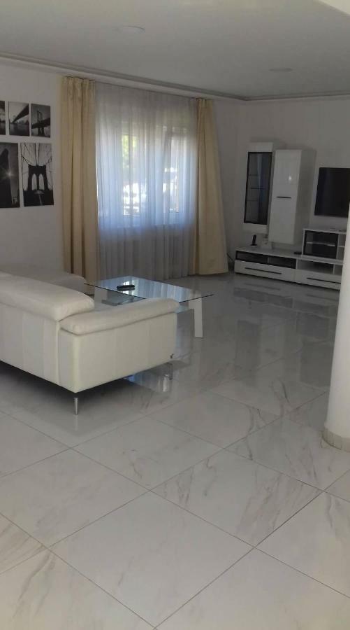 Valerija Appartement Zagreb Buitenkant foto