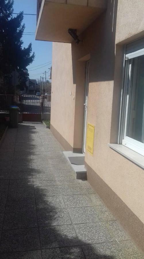 Valerija Appartement Zagreb Buitenkant foto